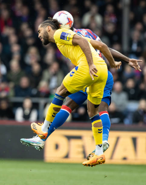 布劳内到潜 布劳内到潜