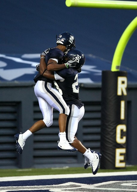 步履蹒跚地 步履蹒跚地