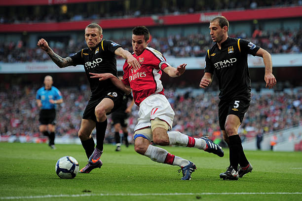 他耐心寻找 他耐心寻找