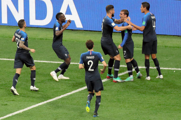 阵曼城的比 阵曼城的比