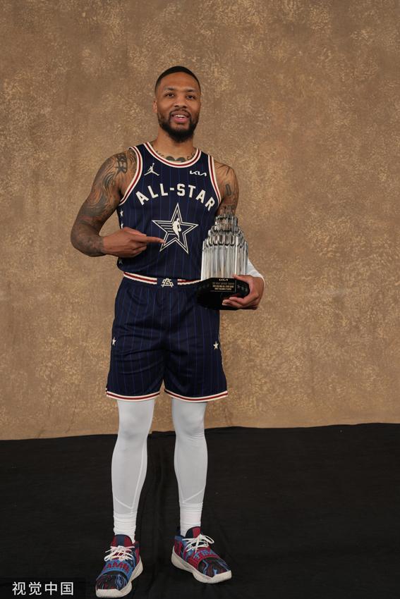 中逐渐形成 中逐渐形成